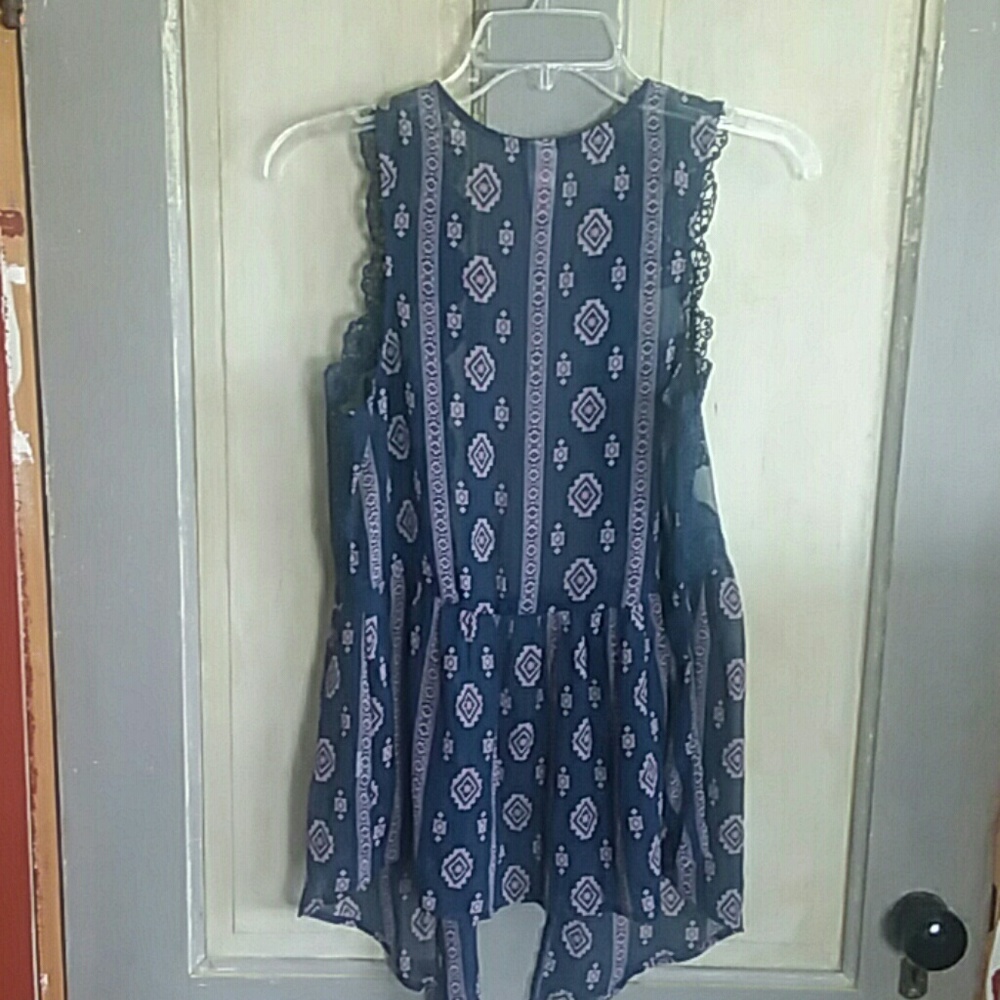 No Boundaries Sheer Open Aztec Vest - Picture 6 of 6